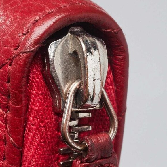 Chanel Red Quilted Caviar Leather Zippy Organizer Wallet - Picture 4 of 9